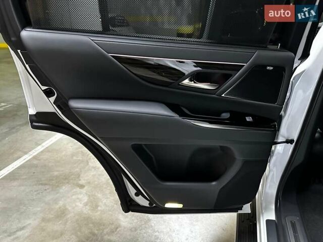 Лексус ЛХ 2022 в Киеве на Automoto.ua Белый Лексус ЛХ, объемом двигателя 3.45 л и пробегом 15 тыс. км за 117500 $, фото 53 на Automoto.ua