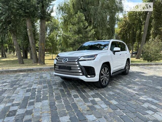 Лексус ЛХ 2022 в Киеве на Automoto.ua Белый Лексус ЛХ, объемом двигателя 3.45 л и пробегом 1 тыс. км за 124999 $, фото 23 на Automoto.ua