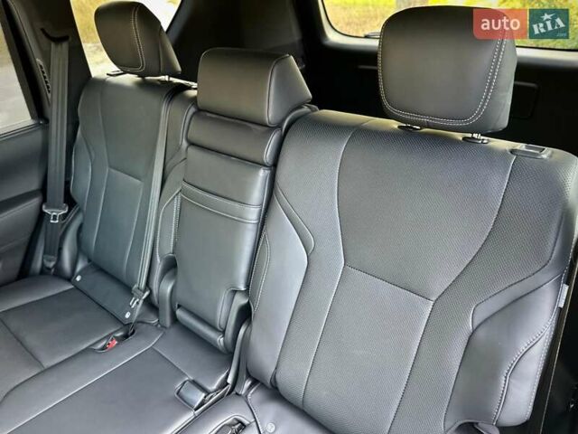 Білий Лексус ЛХ, об'ємом двигуна 3.35 л та пробігом 37 тис. км за 114900 $, фото 59 на Automoto.ua