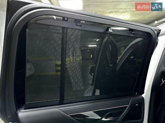 Лексус ЛХ 2022 в Киеве на Automoto.ua Белый Лексус ЛХ, объемом двигателя 3.45 л и пробегом 15 тыс. км за 117500 $, фото 52 на Automoto.ua