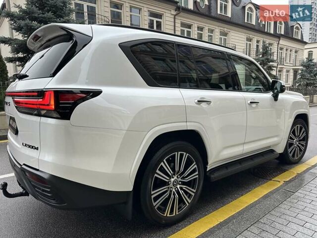 Белый Лексус ЛХ, объемом двигателя 3.35 л и пробегом 12 тыс. км за 120500 $, фото 13 на Automoto.ua