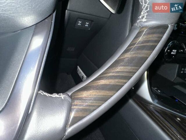 Белый Лексус ЛХ, объемом двигателя 3.45 л и пробегом 20 тыс. км за 127500 $, фото 39 на Automoto.ua