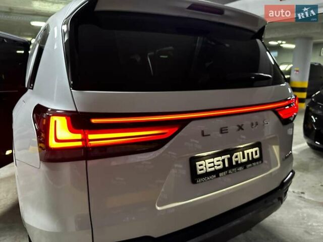 Лексус ЛХ 2022 в Киеве на Automoto.ua Белый Лексус ЛХ, объемом двигателя 3.45 л и пробегом 15 тыс. км за 117500 $, фото 30 на Automoto.ua