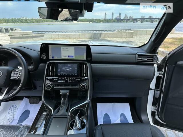 Лексус ЛХ 2022 в Киеве на Automoto.ua Белый Лексус ЛХ, объемом двигателя 3.45 л и пробегом 1 тыс. км за 124999 $, фото 111 на Automoto.ua