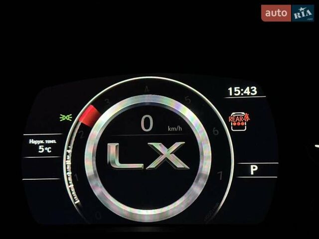Белый Лексус ЛХ, объемом двигателя 3.45 л и пробегом 20 тыс. км за 127500 $, фото 114 на Automoto.ua