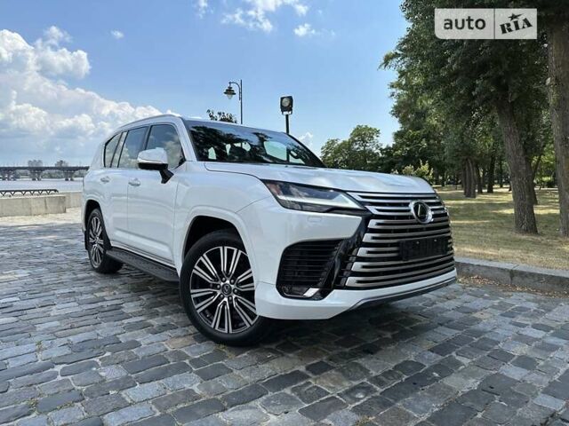 Лексус ЛХ 2022 в Киеве на Automoto.ua Белый Лексус ЛХ, объемом двигателя 3.45 л и пробегом 1 тыс. км за 124999 $, фото 34 на Automoto.ua