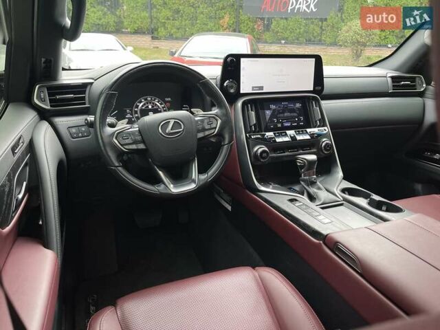Белый Лексус ЛХ, объемом двигателя 3.35 л и пробегом 40 тыс. км за 117500 $, фото 17 на Automoto.ua