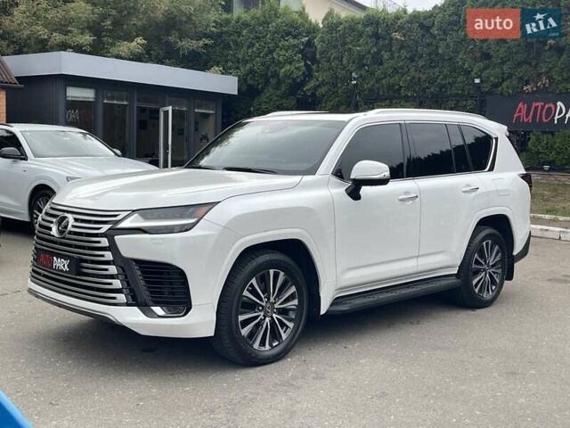 Білий Лексус ЛХ, об'ємом двигуна 3.35 л та пробігом 40 тис. км за 119999 $, фото 4 на Automoto.ua