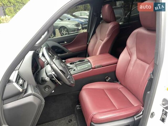 Белый Лексус ЛХ, объемом двигателя 3.35 л и пробегом 40 тыс. км за 117500 $, фото 15 на Automoto.ua