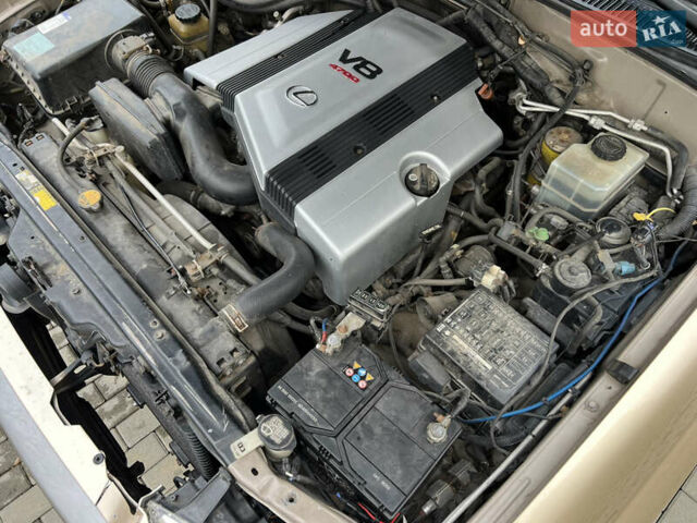 Бежевий Лексус ЛХ, об'ємом двигуна 4.7 л та пробігом 260 тис. км за 13500 $, фото 34 на Automoto.ua