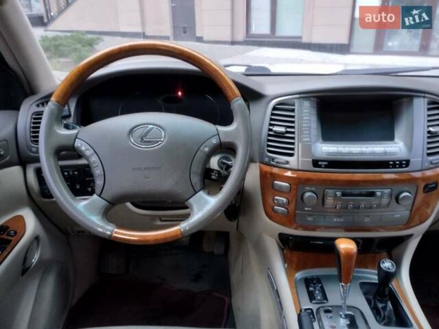 Лексус ЛХ 2001 у Тернополі на Automoto.ua Бежевий Лексус ЛХ, об'ємом двигуна 4.66 л та пробігом 131 тис. км за 13500 $, фото 5 на Automoto.ua