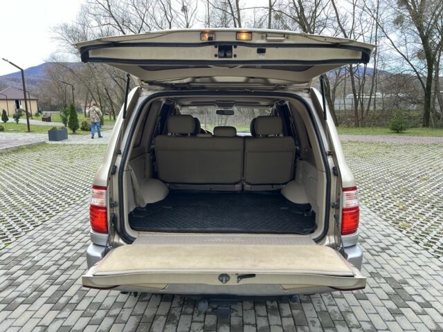 Бежевый Лексус ЛХ, объемом двигателя 4.7 л и пробегом 260 тыс. км за 13500 $, фото 19 на Automoto.ua