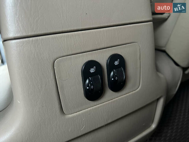 Бежевий Лексус ЛХ, об'ємом двигуна 4.7 л та пробігом 260 тис. км за 13500 $, фото 54 на Automoto.ua