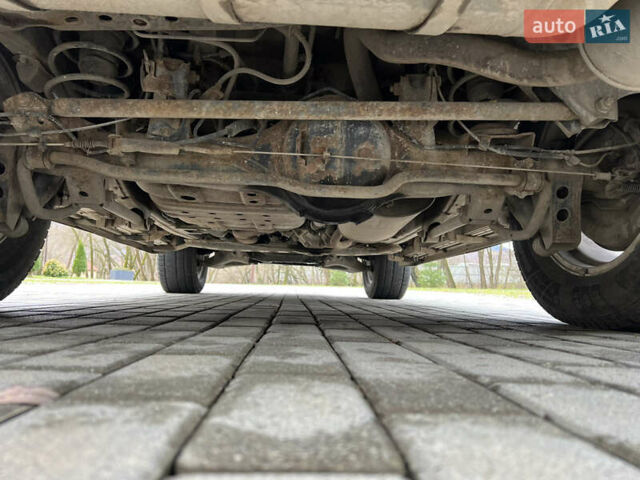 Бежевий Лексус ЛХ, об'ємом двигуна 4.7 л та пробігом 260 тис. км за 13500 $, фото 29 на Automoto.ua