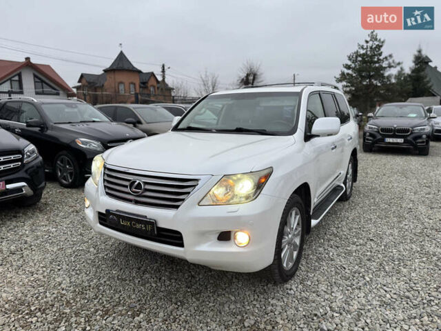 Бежевый Лексус ЛХ, объемом двигателя 5.7 л и пробегом 233 тыс. км за 26500 $, фото 5 на Automoto.ua