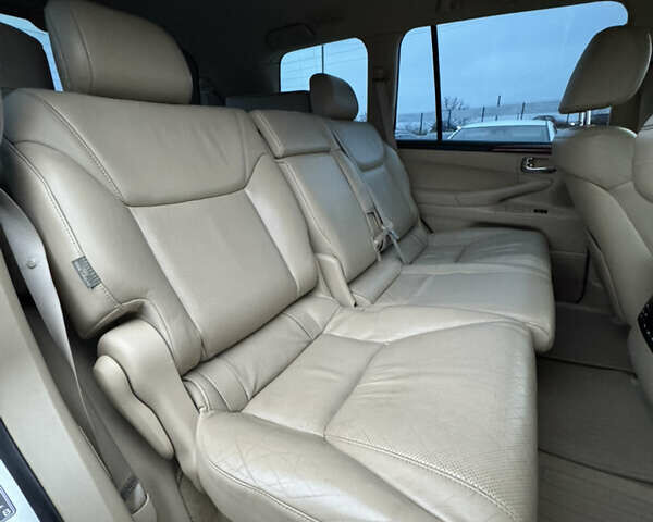 Бежевый Лексус ЛХ, объемом двигателя 5.7 л и пробегом 233 тыс. км за 26500 $, фото 33 на Automoto.ua