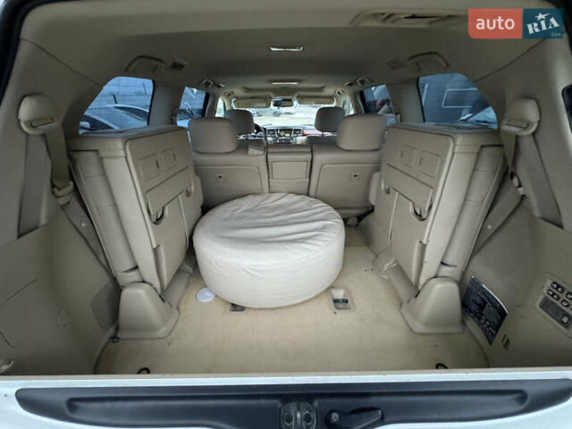 Бежевый Лексус ЛХ, объемом двигателя 5.7 л и пробегом 233 тыс. км за 26500 $, фото 24 на Automoto.ua