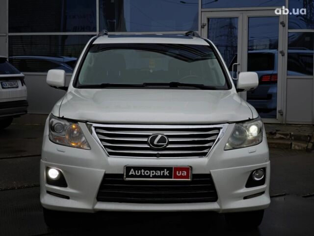 Бежевий Лексус ЛХ, об'ємом двигуна 5.7 л та пробігом 270 тис. км за 29890 $, фото 2 на Automoto.ua
