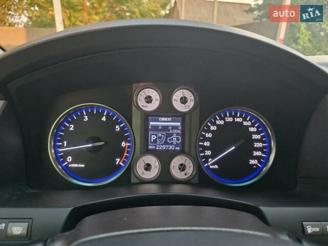 Бежевый Лексус ЛХ, объемом двигателя 5.66 л и пробегом 220 тыс. км за 25500 $, фото 28 на Automoto.ua