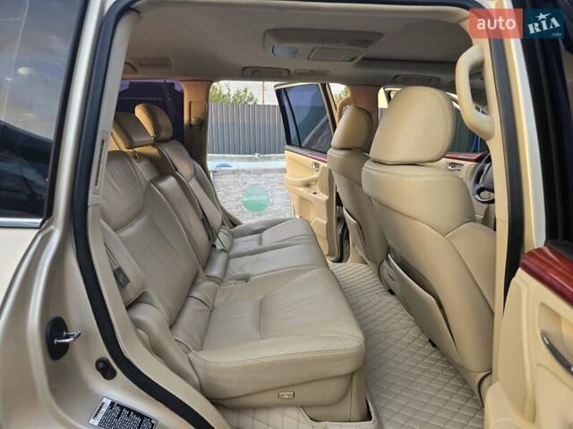 Бежевый Лексус ЛХ, объемом двигателя 5.66 л и пробегом 220 тыс. км за 25500 $, фото 18 на Automoto.ua