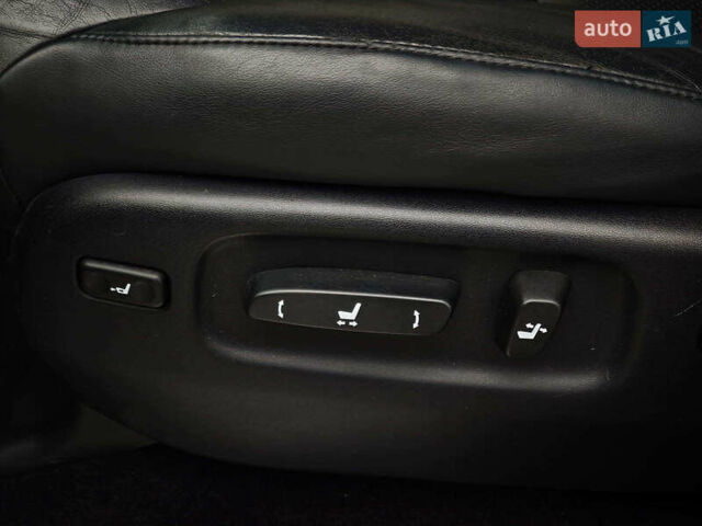 Бежевый Лексус ЛХ, объемом двигателя 5.7 л и пробегом 270 тыс. км за 29890 $, фото 24 на Automoto.ua