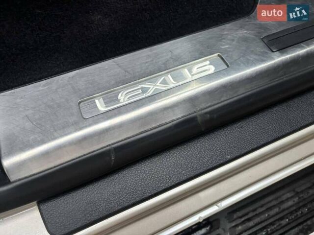 Бежевый Лексус ЛХ, объемом двигателя 4.5 л и пробегом 210 тыс. км за 51000 $, фото 31 на Automoto.ua
