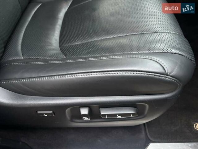 Бежевый Лексус ЛХ, объемом двигателя 4.5 л и пробегом 210 тыс. км за 51000 $, фото 28 на Automoto.ua