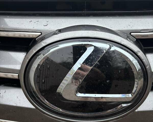 Бежевый Лексус ЛХ, объемом двигателя 4.5 л и пробегом 210 тыс. км за 51000 $, фото 13 на Automoto.ua