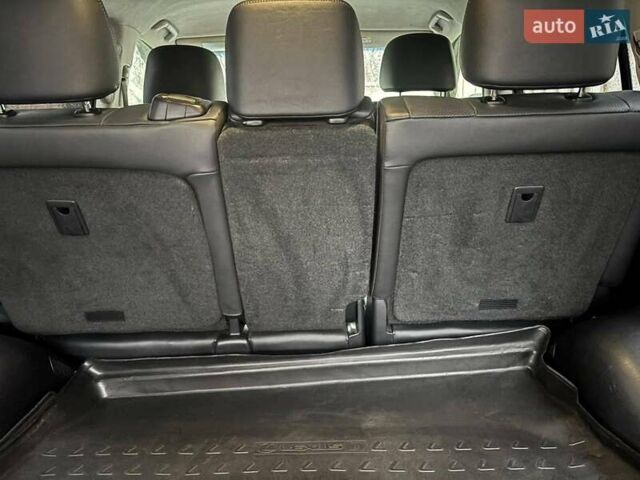 Бежевый Лексус ЛХ, объемом двигателя 4.5 л и пробегом 210 тыс. км за 51000 $, фото 29 на Automoto.ua