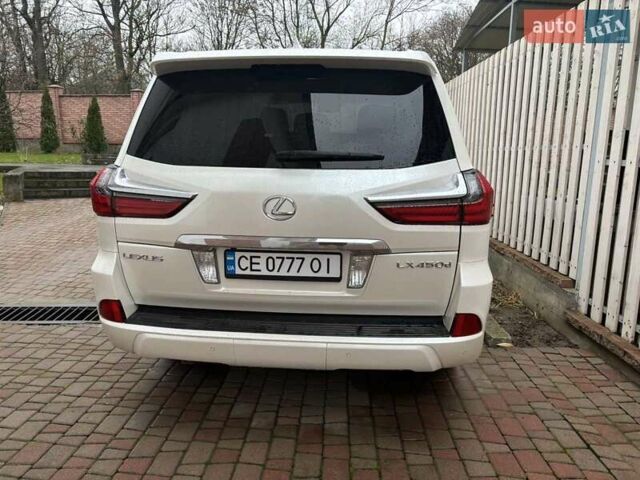 Бежевый Лексус ЛХ, объемом двигателя 4.5 л и пробегом 210 тыс. км за 51000 $, фото 2 на Automoto.ua