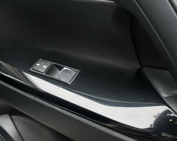 Бежевый Лексус ЛХ, объемом двигателя 4.5 л и пробегом 210 тыс. км за 51000 $, фото 19 на Automoto.ua