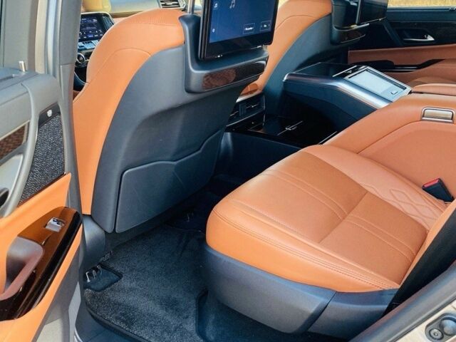 Бежевий Лексус ЛХ, об'ємом двигуна 3.5 л та пробігом 80 тис. км за 100000 $, фото 11 на Automoto.ua