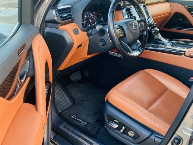Бежевий Лексус ЛХ, об'ємом двигуна 3.5 л та пробігом 80 тис. км за 100000 $, фото 14 на Automoto.ua