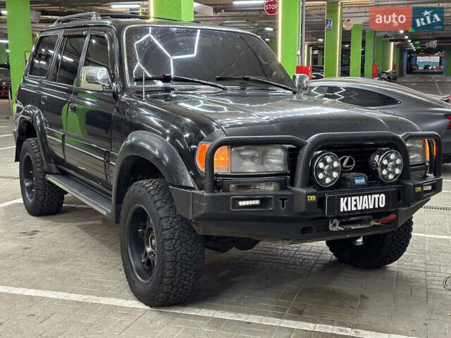 Черный Лексус ЛХ, объемом двигателя 4.5 л и пробегом 130 тыс. км за 17000 $, фото 9 на Automoto.ua