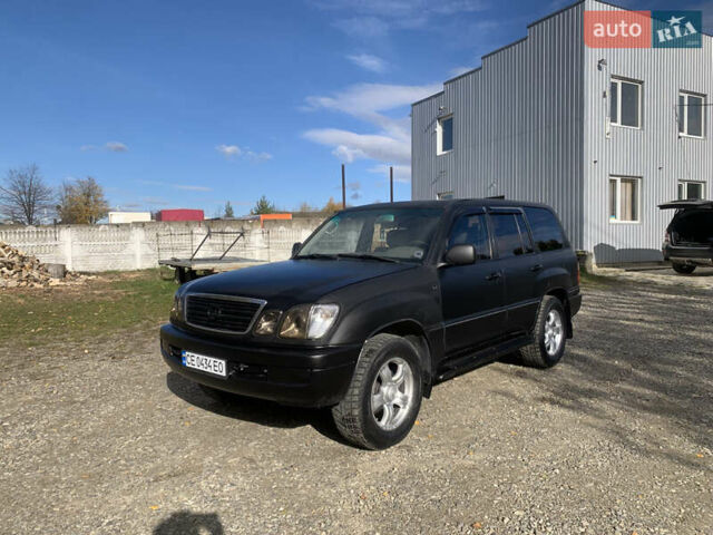 Черный Лексус ЛХ, объемом двигателя 4.66 л и пробегом 403 тыс. км за 8900 $, фото 2 на Automoto.ua