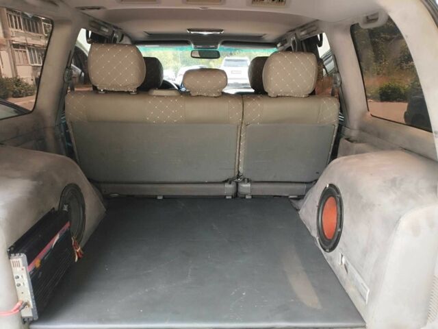 Черный Лексус ЛХ, объемом двигателя 4.7 л и пробегом 330 тыс. км за 11999 $, фото 19 на Automoto.ua