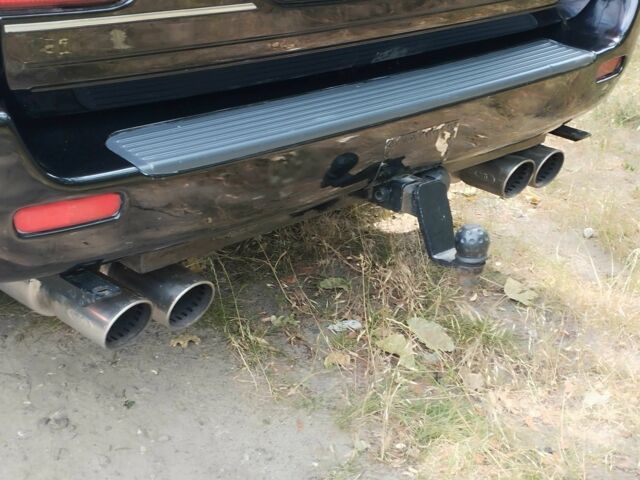 Черный Лексус ЛХ, объемом двигателя 4.7 л и пробегом 330 тыс. км за 11999 $, фото 9 на Automoto.ua