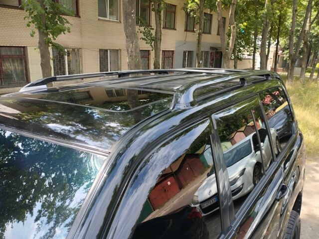 Черный Лексус ЛХ, объемом двигателя 4.7 л и пробегом 330 тыс. км за 11999 $, фото 11 на Automoto.ua