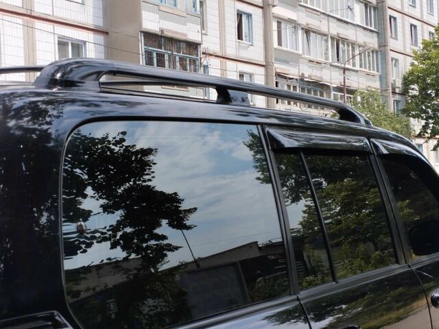 Черный Лексус ЛХ, объемом двигателя 4.7 л и пробегом 330 тыс. км за 11999 $, фото 7 на Automoto.ua