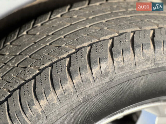 Чорний Лексус ЛХ, об'ємом двигуна 4.7 л та пробігом 380 тис. км за 12500 $, фото 19 на Automoto.ua