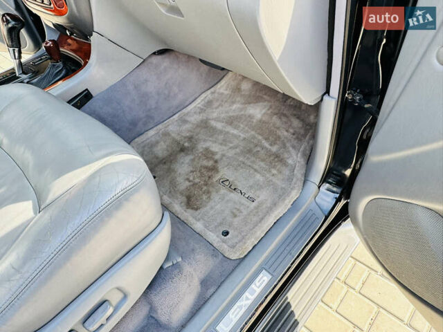 Чорний Лексус ЛХ, об'ємом двигуна 4.66 л та пробігом 348 тис. км за 11200 $, фото 20 на Automoto.ua