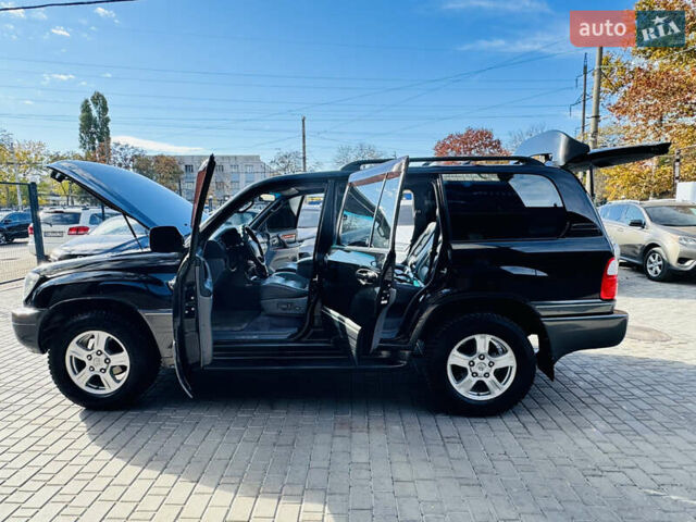 Чорний Лексус ЛХ, об'ємом двигуна 4.66 л та пробігом 348 тис. км за 11200 $, фото 34 на Automoto.ua