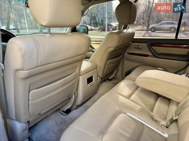 Чорний Лексус ЛХ, об'ємом двигуна 4.7 л та пробігом 380 тис. км за 12500 $, фото 8 на Automoto.ua