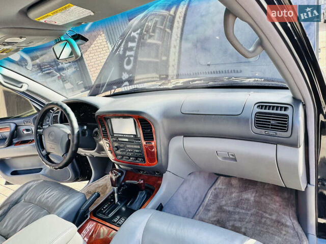 Чорний Лексус ЛХ, об'ємом двигуна 4.66 л та пробігом 348 тис. км за 11200 $, фото 19 на Automoto.ua