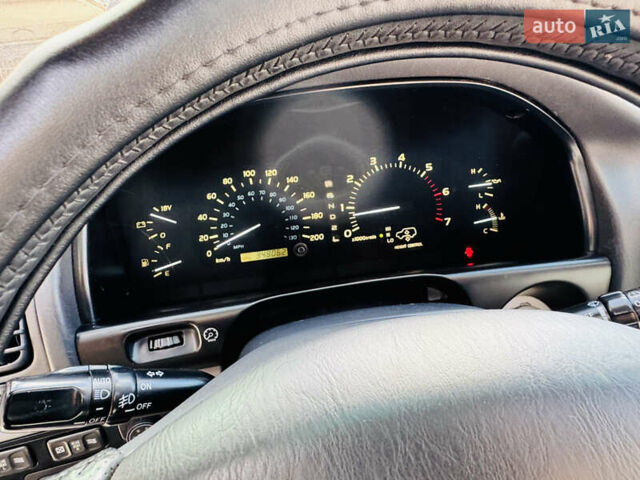 Чорний Лексус ЛХ, об'ємом двигуна 4.66 л та пробігом 348 тис. км за 11200 $, фото 35 на Automoto.ua