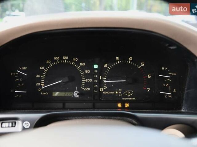 Чорний Лексус ЛХ, об'ємом двигуна 4.67 л та пробігом 382 тис. км за 10700 $, фото 14 на Automoto.ua