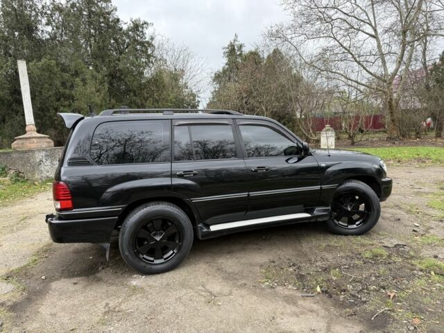 Черный Лексус ЛХ, объемом двигателя 4.7 л и пробегом 365 тыс. км за 13500 $, фото 4 на Automoto.ua