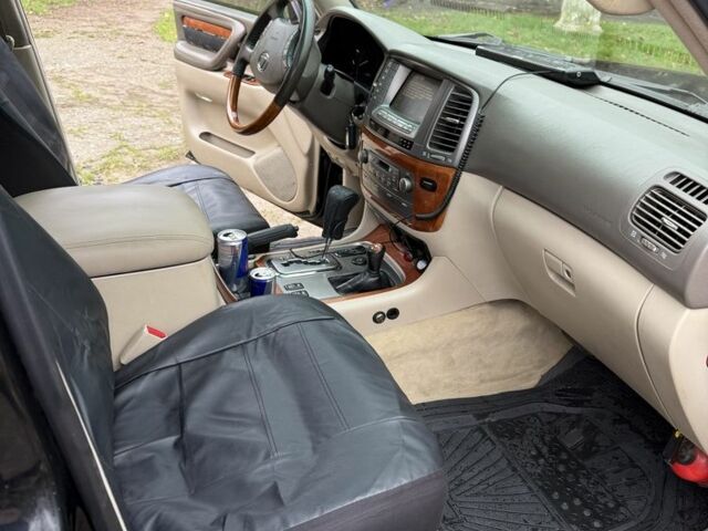 Черный Лексус ЛХ, объемом двигателя 4.7 л и пробегом 365 тыс. км за 13500 $, фото 15 на Automoto.ua