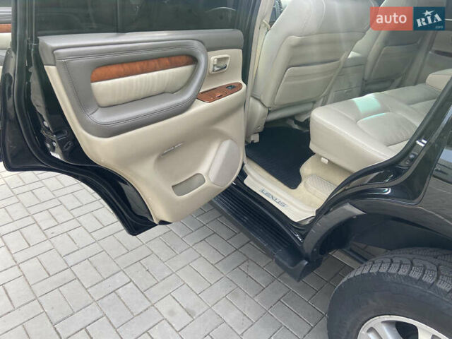 Черный Лексус ЛХ, объемом двигателя 4.7 л и пробегом 187 тыс. км за 13300 $, фото 14 на Automoto.ua
