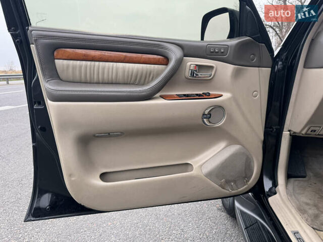 Чорний Лексус ЛХ, об'ємом двигуна 4.7 л та пробігом 330 тис. км за 13000 $, фото 19 на Automoto.ua